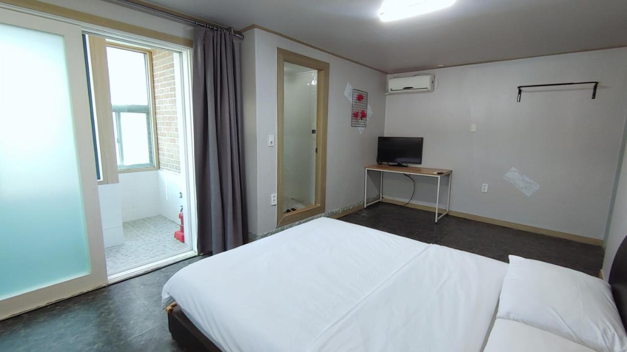 1012 House Namsan Hotel Seoul Eksteriør billede